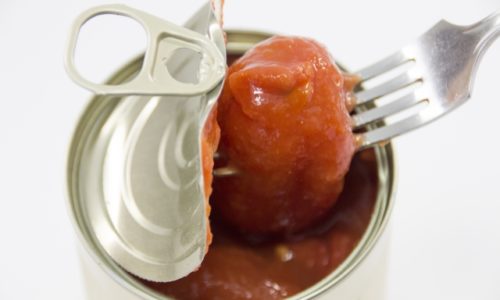 トマト缶を毎日食べても効果は同じ？危険度は？リコピンの栄養素を効率よく吸収する方法！